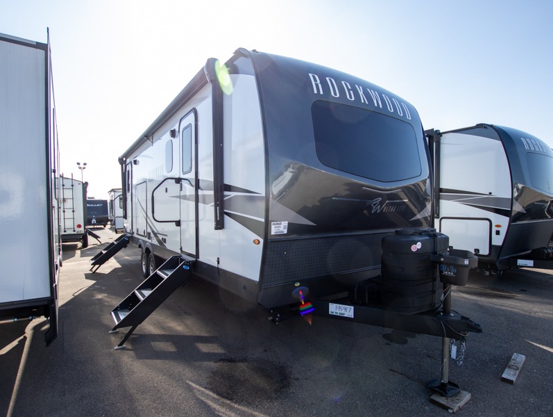 2025 Forest River Rockwood Ultra Lite 2614BS, $ 60,195