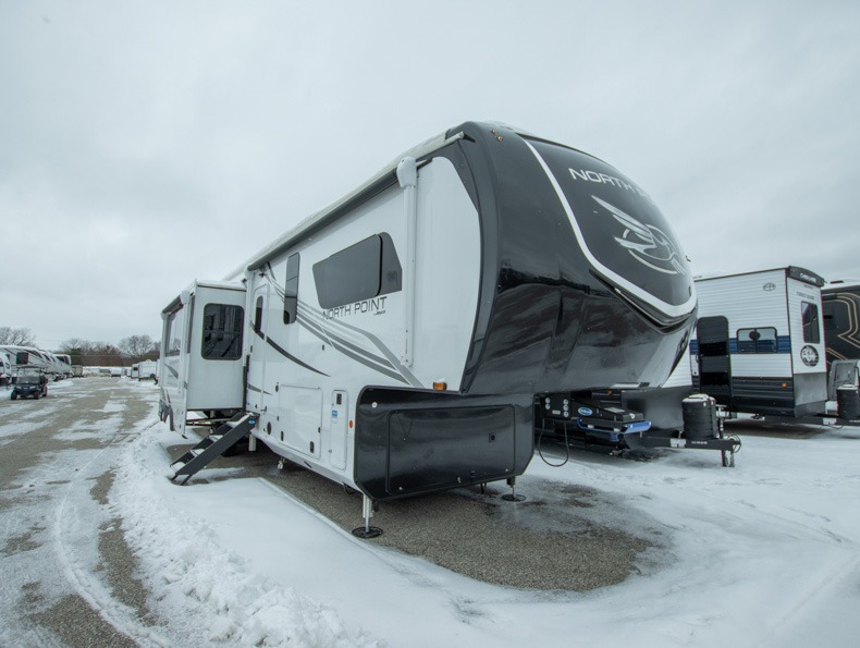 2025 Jayco North Point 390CKDS, $ 89,990