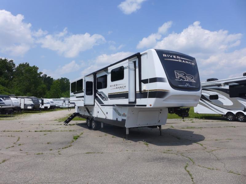 2023 Palomino River Ranch 391MK, $ 79,995