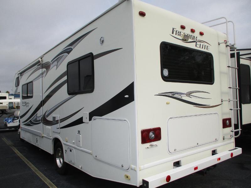 2011 Thor Motor Coach Freedom Elite 28U, $ 28,999