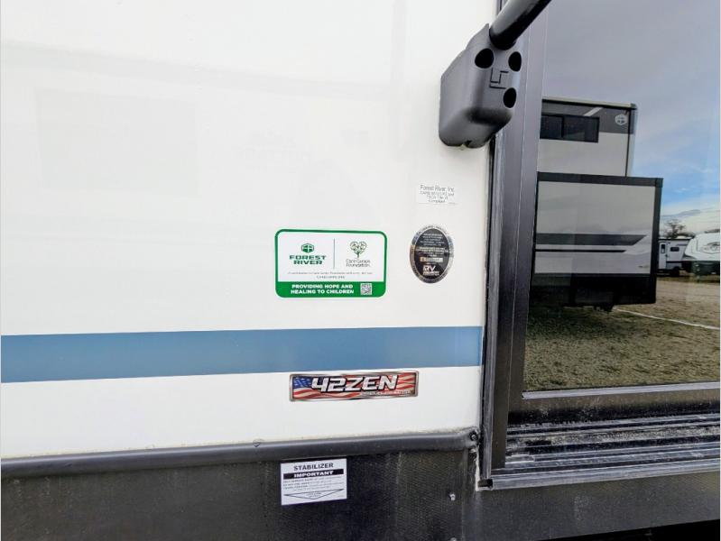 2026 Forest River Salem Grand Villa 42ZEN, $ 0