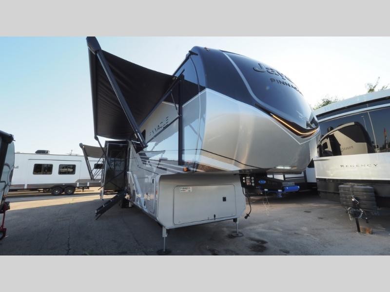 2026 Jayco Pinnacle 38FBRK, $ 175,083