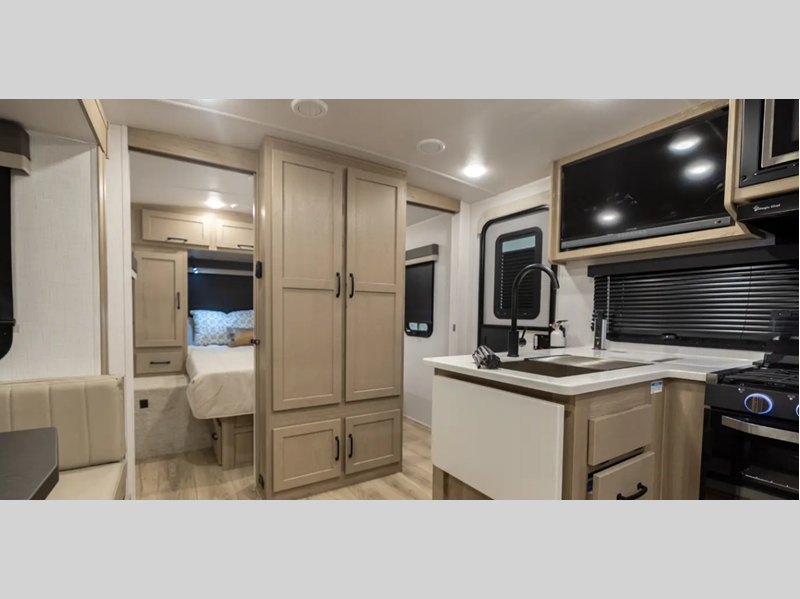2026 Forest River Flagstaff Micro Lite 25DBH, $ 39,609