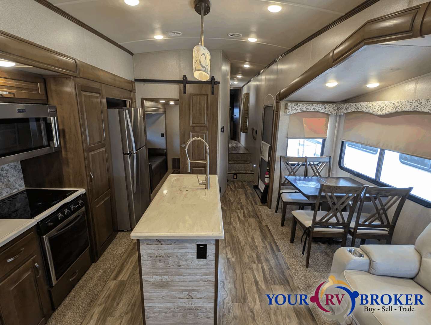 2018 Forest River Cedar Creek Silverback 37MBH, $ 39,900