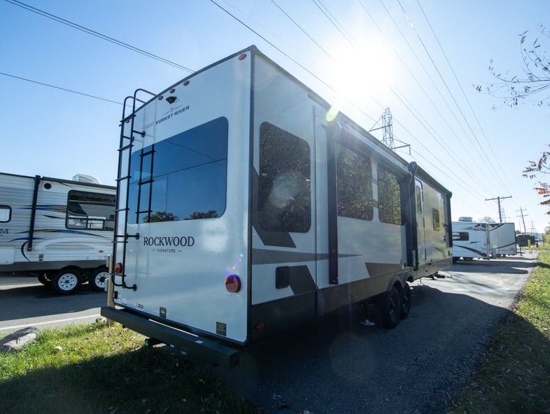 2026 Forest River Rockwood Signature Travel Traile, $ 76,826