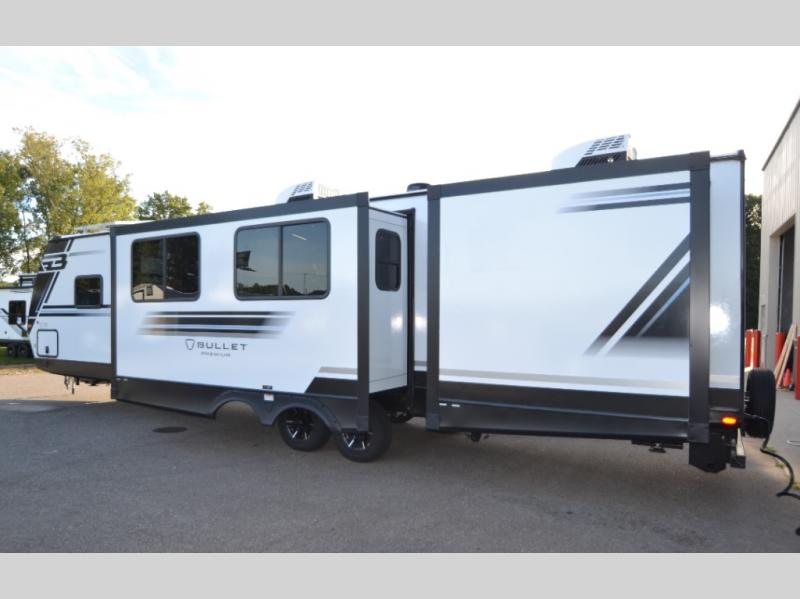 2026 Keystone Bullet Premium 330BKQ, $ 62,244