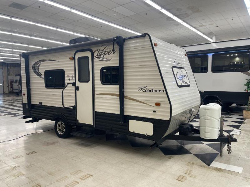 2016 Coachmen Clipper Ultra-Lite 17FQ, $ 16,490