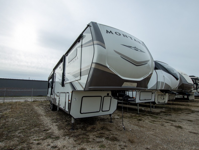 2020 Keystone Montana 3780RL, $ 0