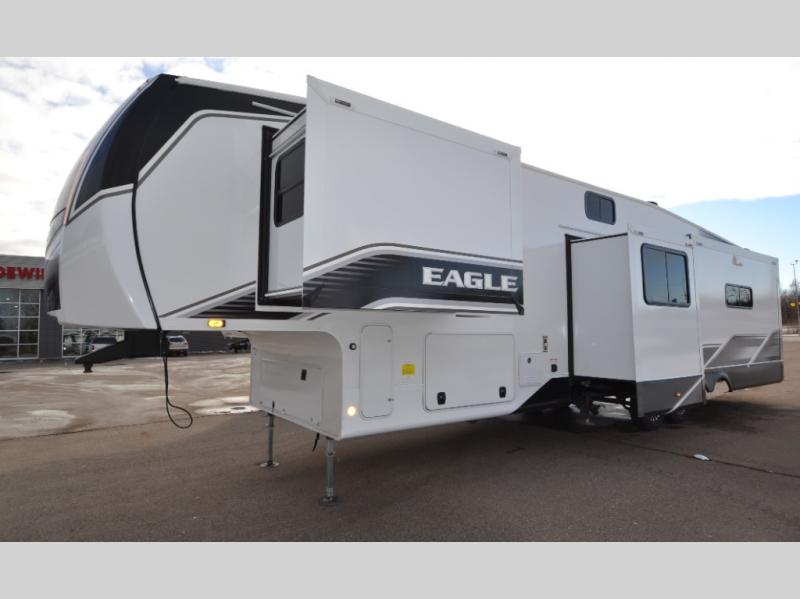 2025 Jayco Eagle 355MBQS, $ 111,806