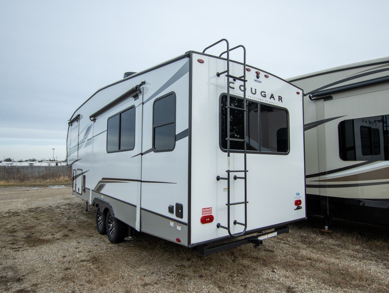 2024 Keystone Cougar Half-Ton 24RDS, $ 0