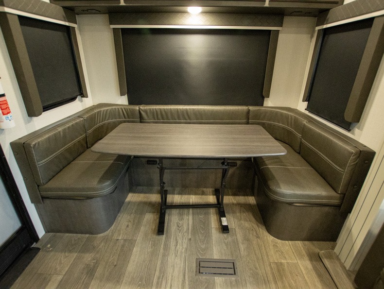 2024 Keystone Cougar Half-Ton 24RDS, $ 0