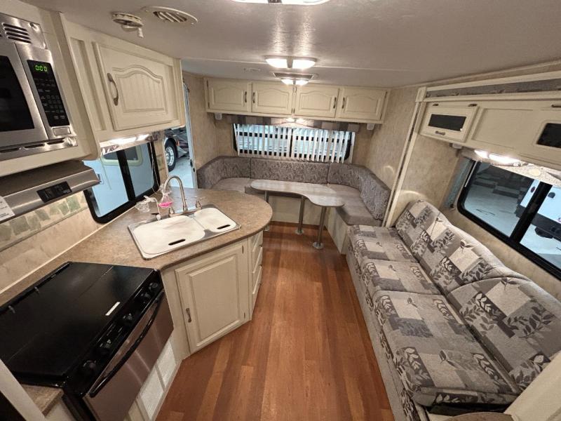 2009 Dutchmen Dutchmen 27CD-SL, $ 13,990