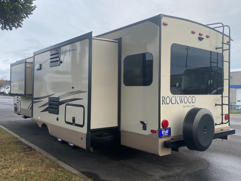 2018 Forest River Rockwood Ultra Lite 2906WS, $ 32,990