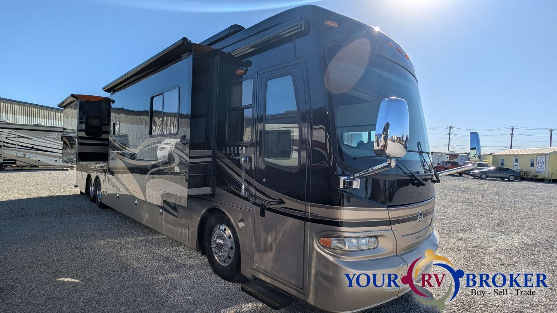 2009 Monaco® Camelot™ 42PDQ, $ 119,900
