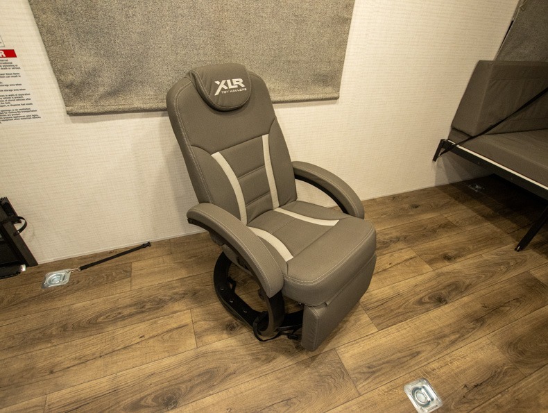 2026 Forest River XLR Boost 2714B, $ 66,409