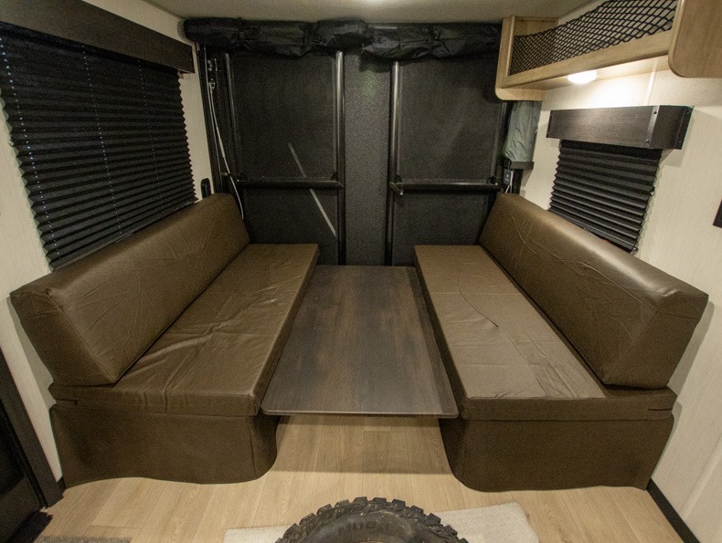 2026 Forest River Cherokee Grey Wolf Toy Haulers 2, $ 50,124