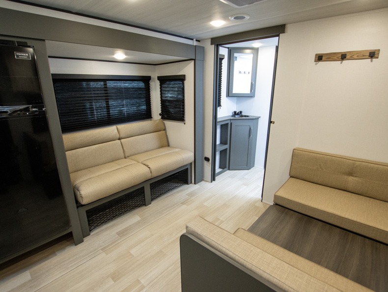 2026 Keystone Bullet Classic Single Axle 21RKC Sin, $ 38,544