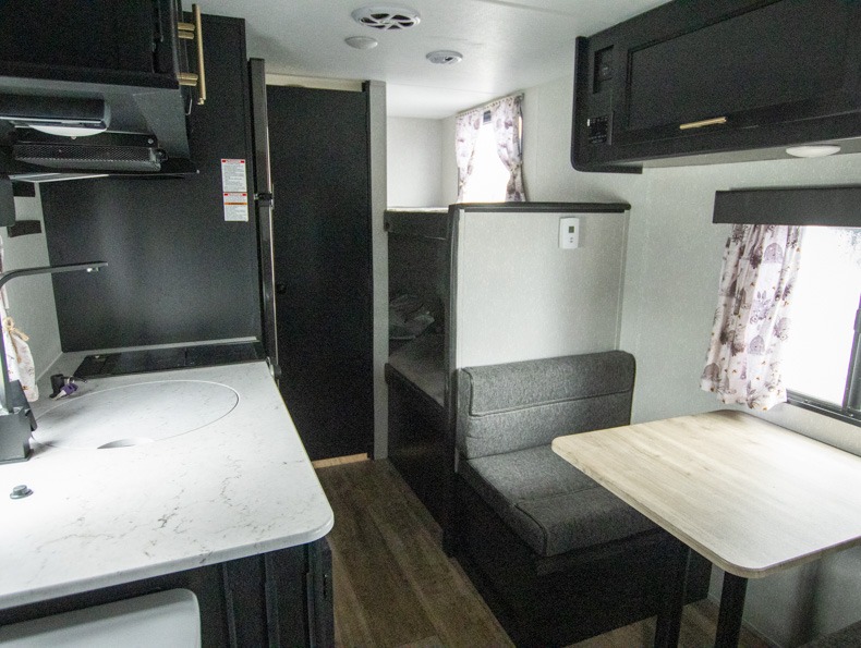 2021 Forest River Cherokee Wolf Pup 16BHS, $ 0