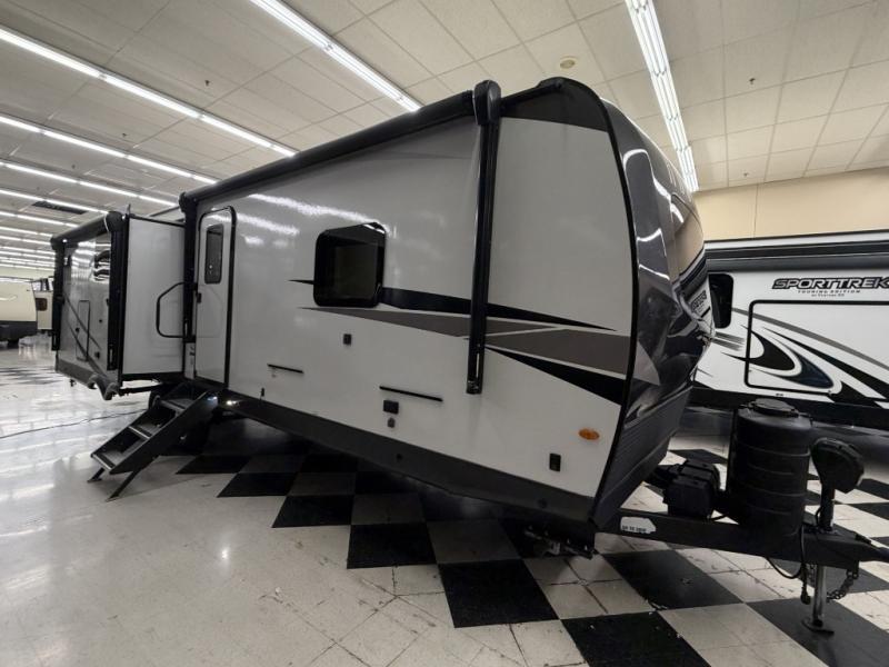 2024 Forest River Rockwood Ultra Lite 2720IK, $ 54,990