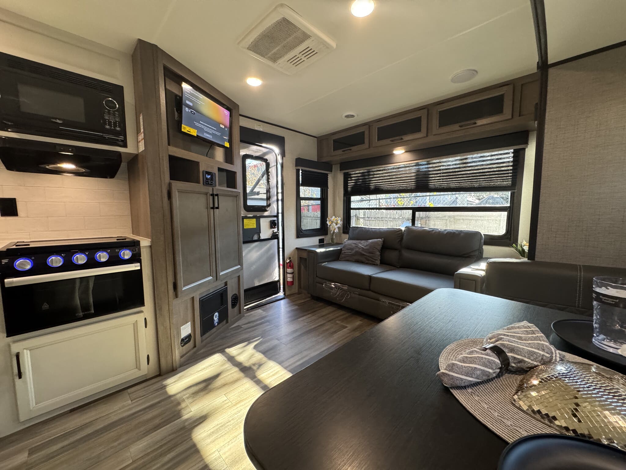 2023 Highland Ridge Open Range 26RLS, $ 21,500