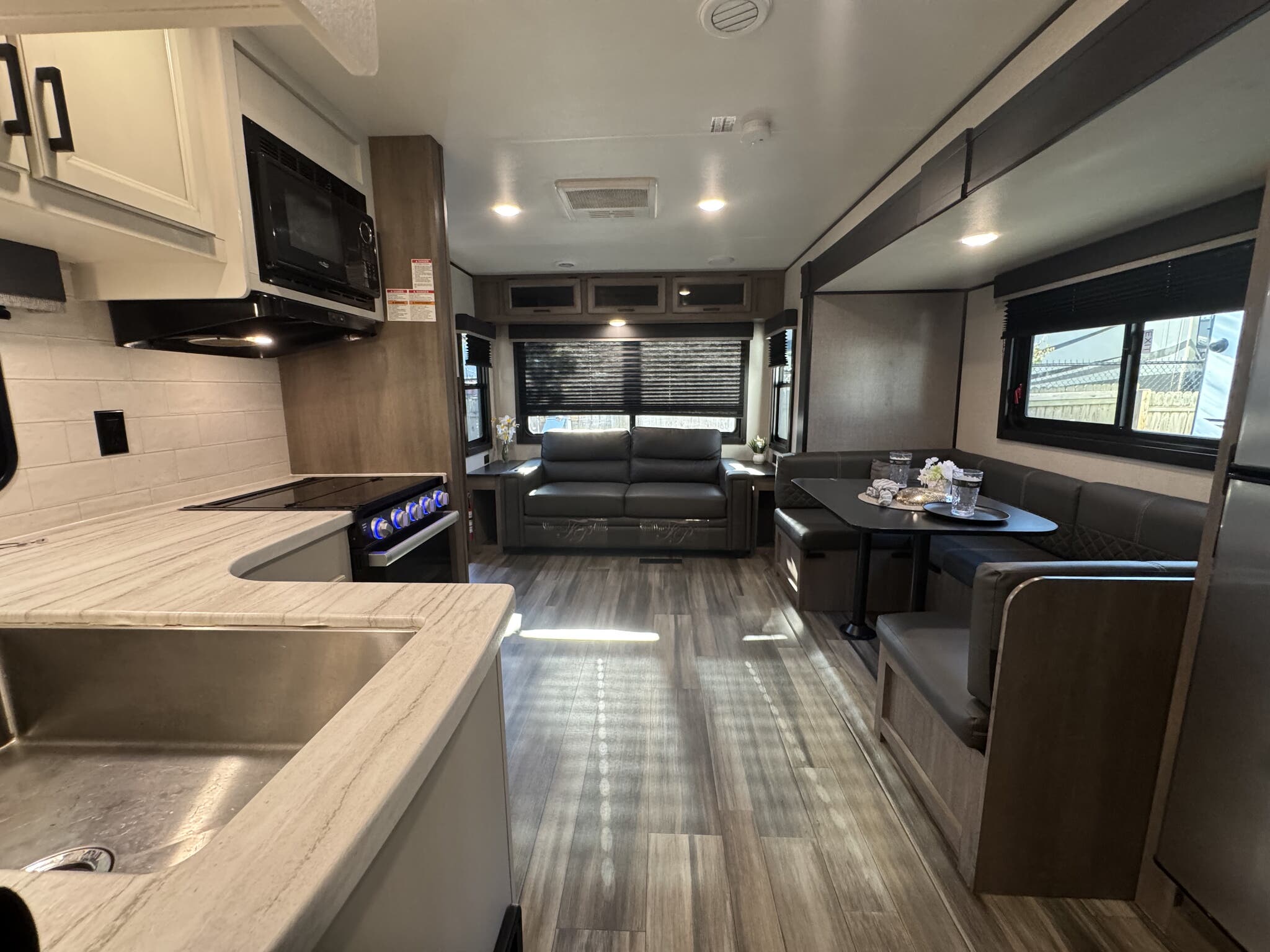 2023 Highland Ridge Open Range 26RLS, $ 21,500