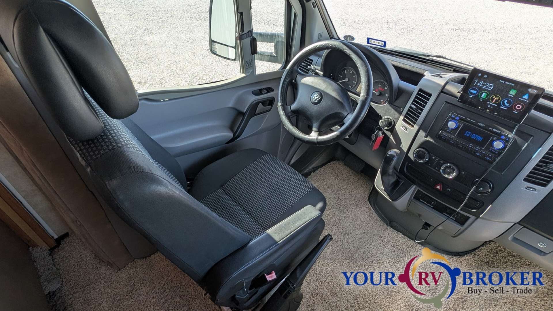 2008 Winnebago Itasca Navion 24J, $ 39,900