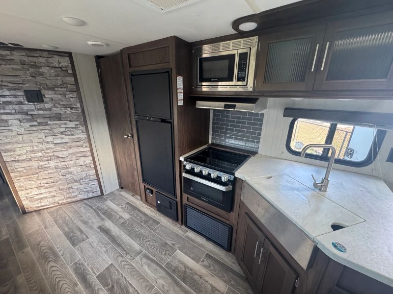 2018 Forest River Grey Wolf, $ 15,900