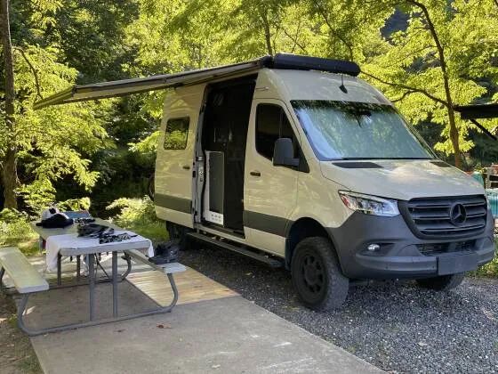 2021 Winnebago Revel, $ 99,000
