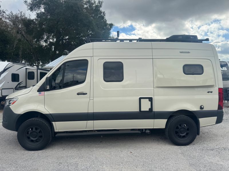 2021 Winnebago Revel, $ 99,000