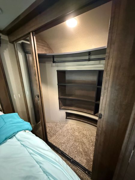 2019 Grand Design Solitude Fifth Wheel, $ 36,000