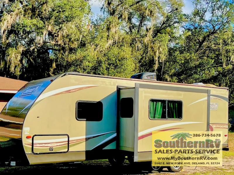 2018 Dutchmen Coleman Light 2405BH, $ 8,999