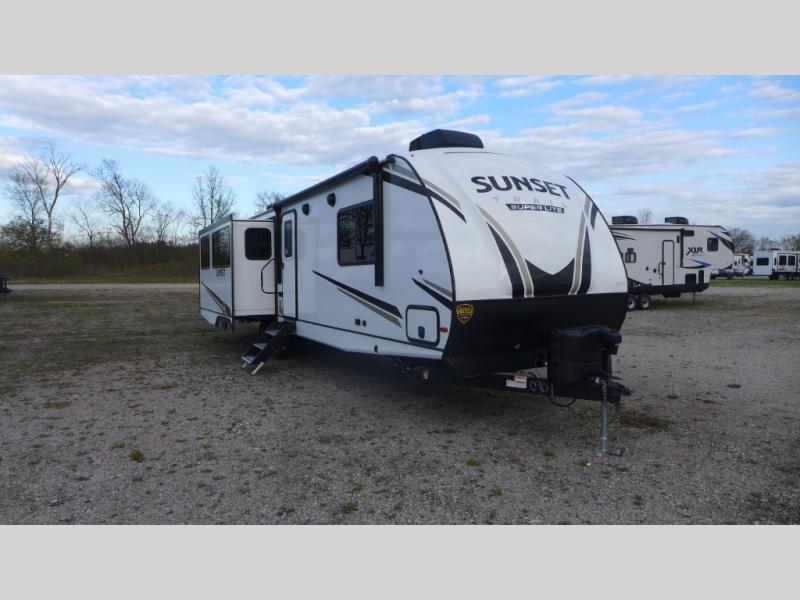 2023 CrossRoads Sunset Trail Super Lite SS330SI, $ 69,903
