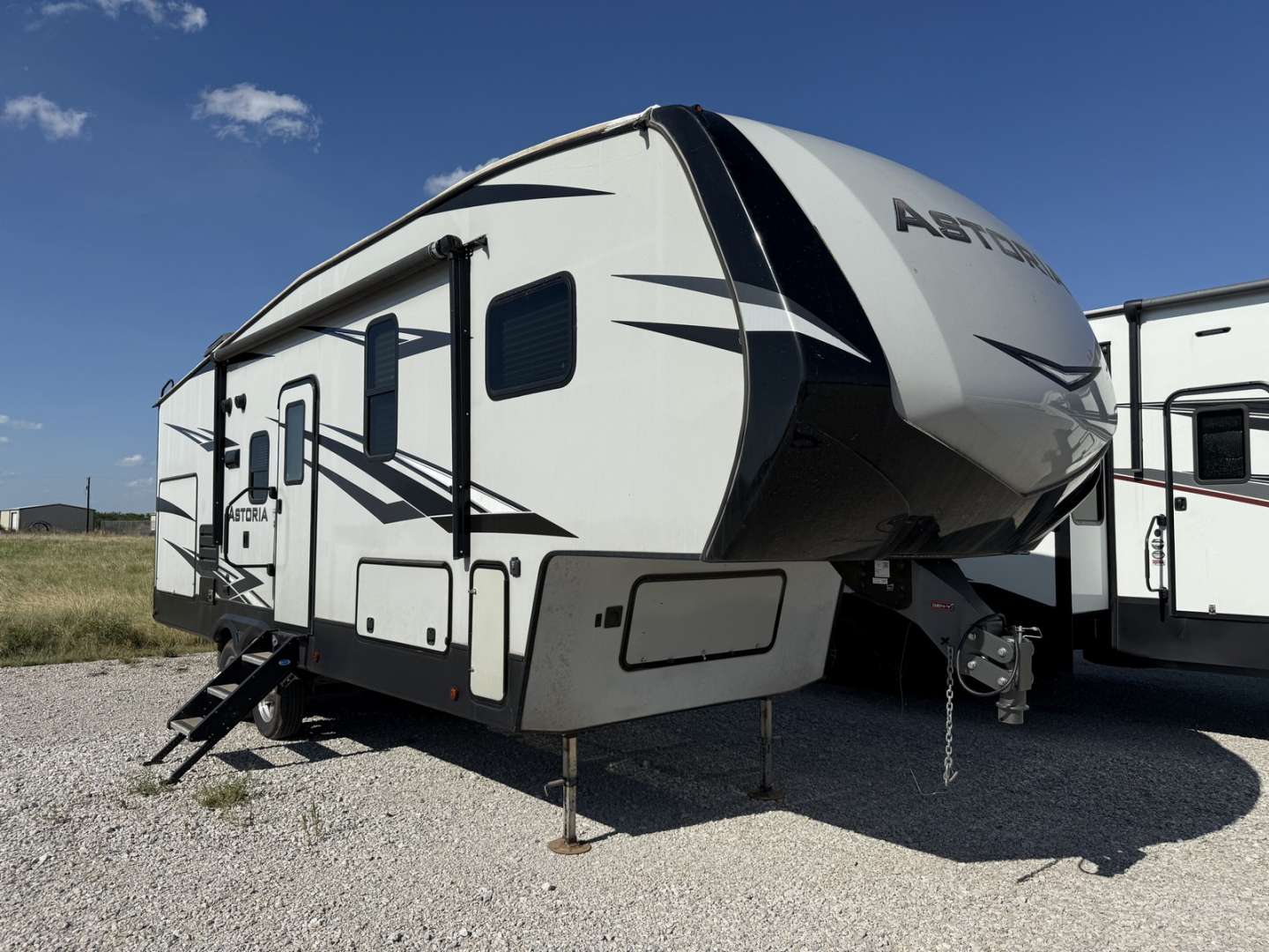 2020 Dutchmen Astoria 2503REF, $ 25,900