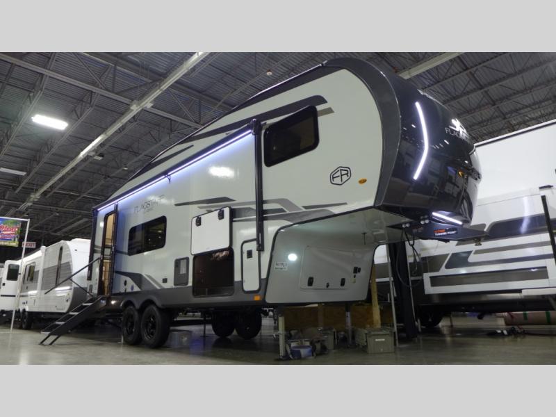 2025 Forest River Flagstaff Classic FW F282RK, $ 68,670