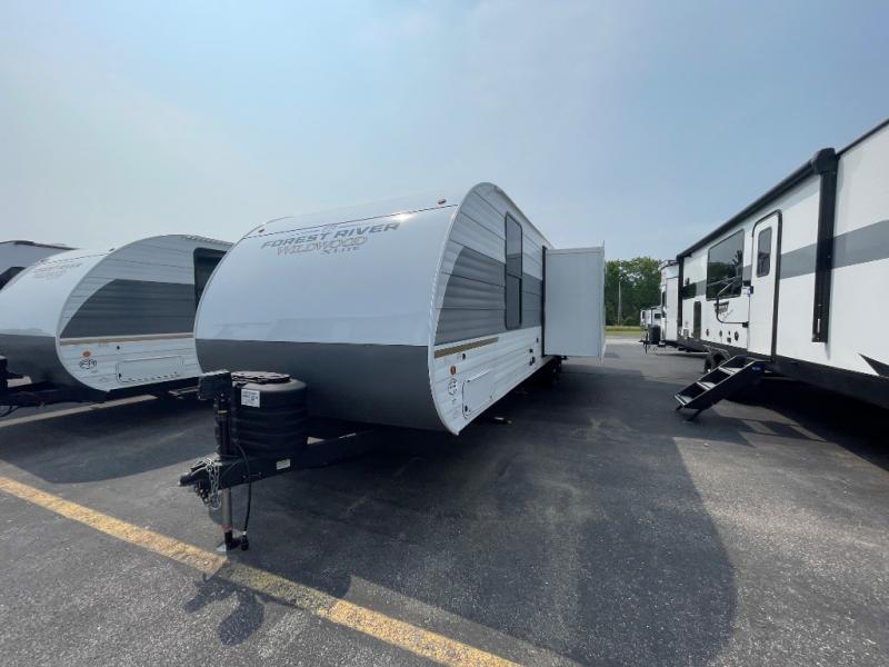 2025 Forest River Wildwood X-Lite 22VERANDA, $ 32,995
