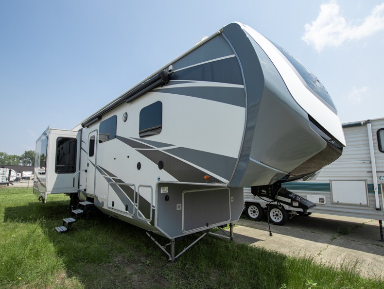 2018 Highland Ridge Open Range 3X 3X388RKS, $ 0