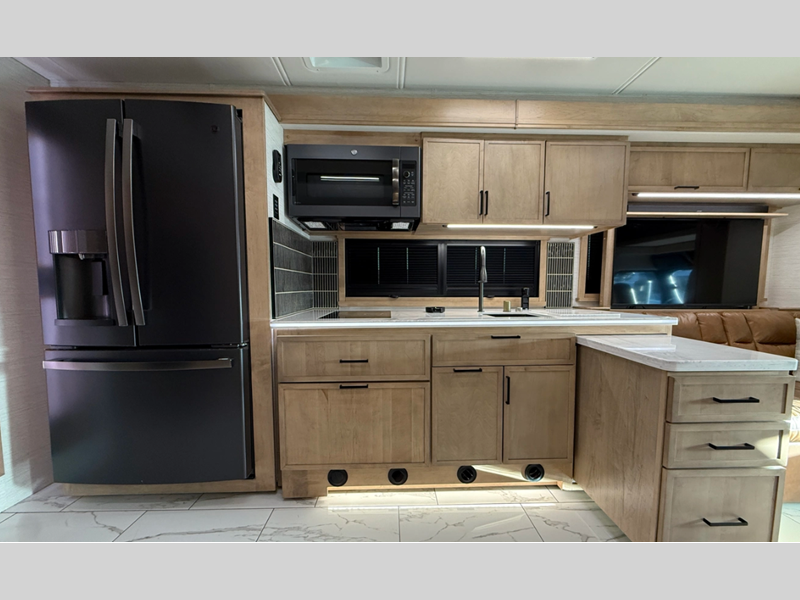 2026 Dynamax Grand Sport 45CA, $ 0