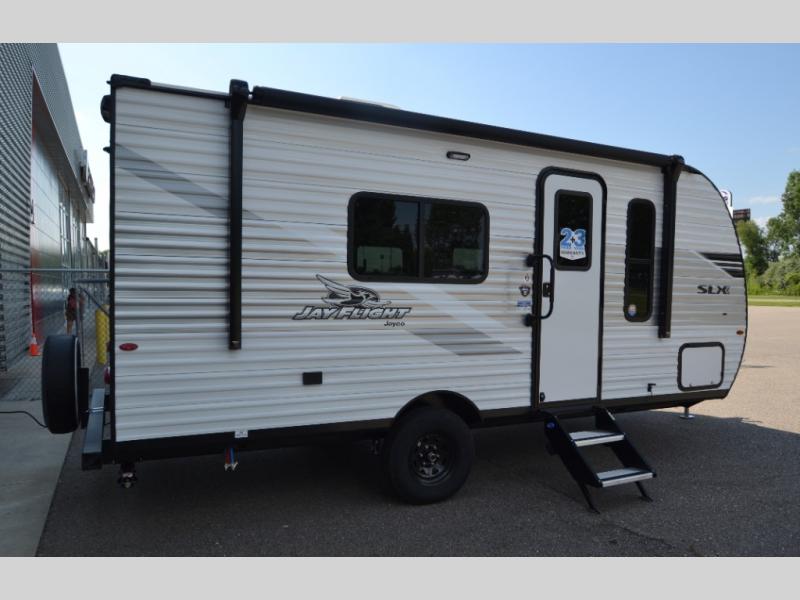 2026 Jayco Jay Flight SLX 175FQ, $ 27,811