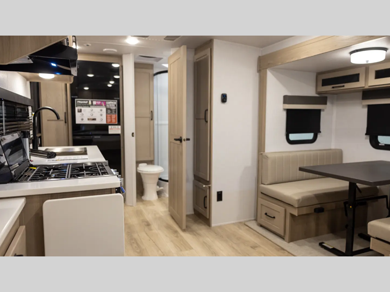 2026 Forest River Flagstaff Micro Lite 22FBS, $ 38,775