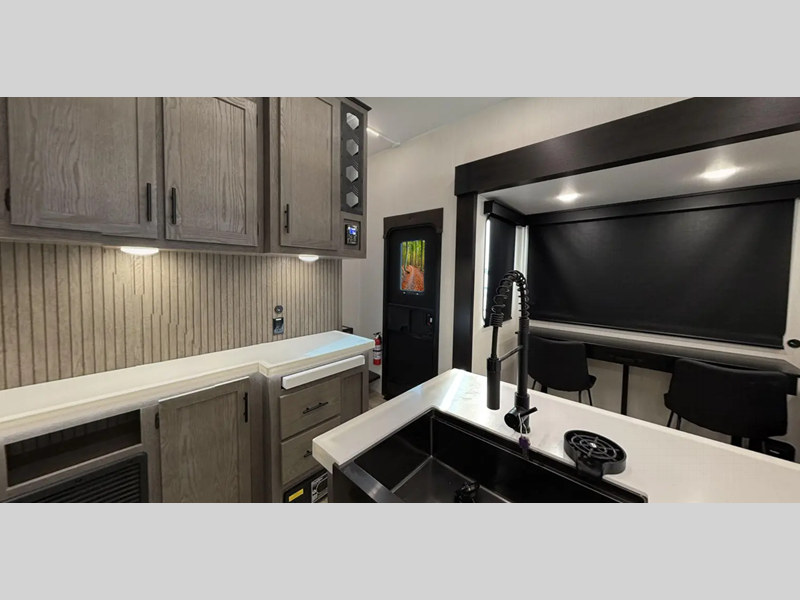 2025 Forest River Cherokee Arctic Wolf 3800DECK, $ 77,392