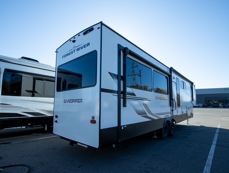 2026 Forest River Sandpiper 3900HBLR, $ 96,104