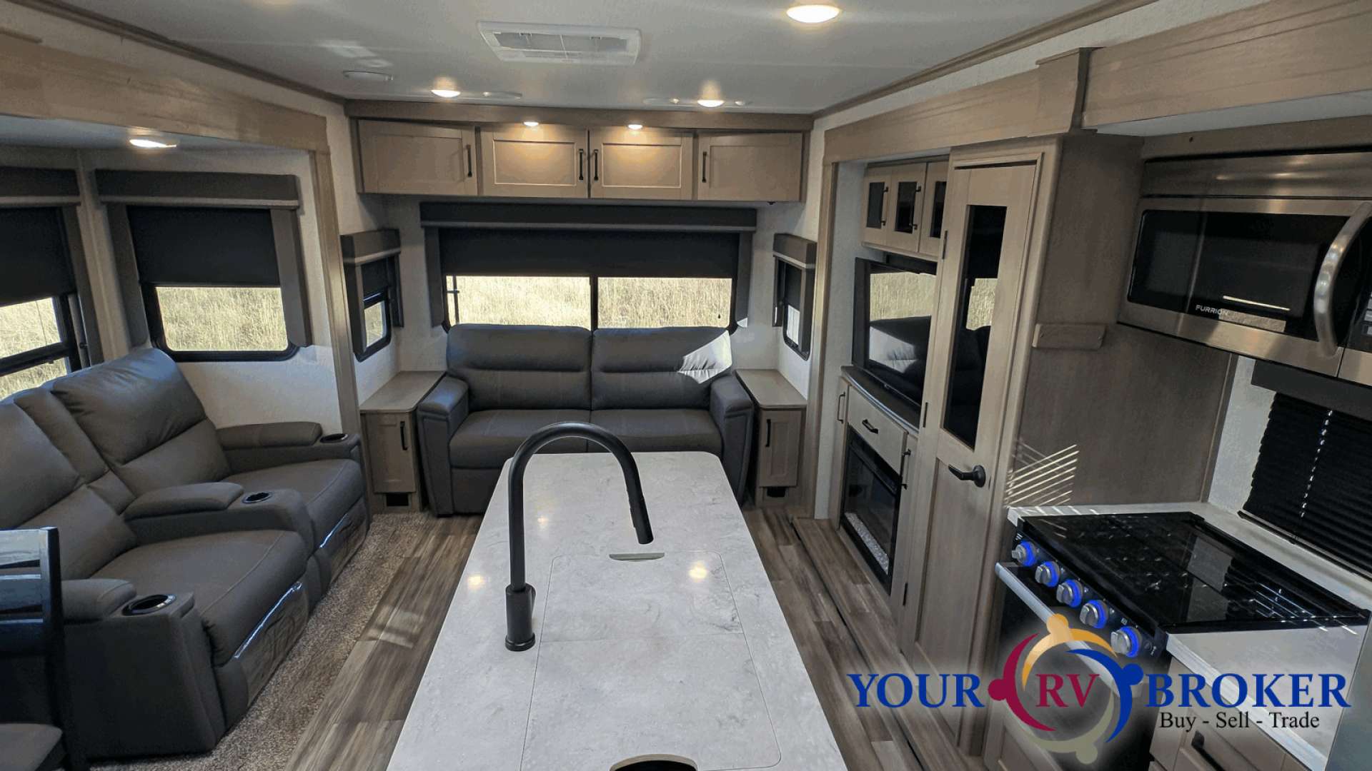 2023 Grand Design REFLECTION 315RLTS, $ 47,900