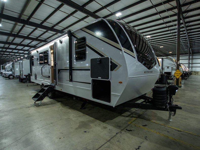 2026 Keystone Cougar Half-Ton (Travel Trailer) 26L, $ 56,244