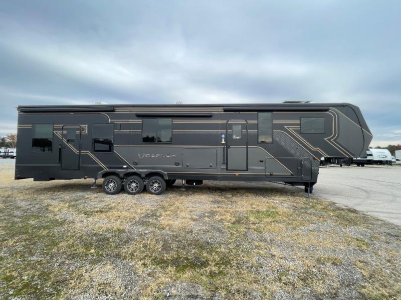 2026 Keystone Raptor 441HB, $ 189,173