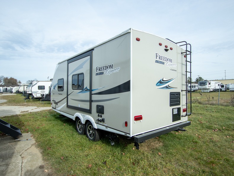 2020 Coachmen Freedom Express Ultra-Lite 192RBS, $ 0