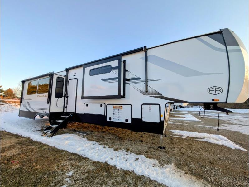2026 Forest River Sandpiper 3800RK, $ 94,296