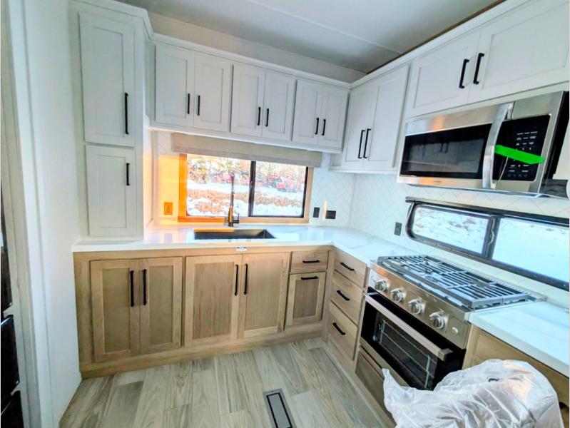 2026 Forest River Sandpiper 3800RK, $ 94,296