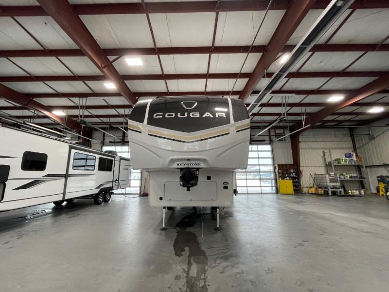 2026 Keystone Cougar Half-Ton (Fifth Wheel) 23MLE, $ 61,718