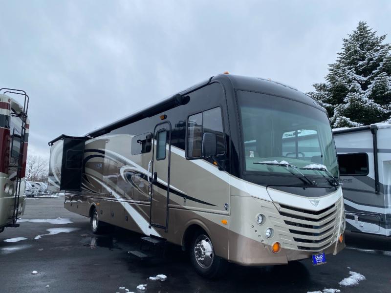 2017 Fleetwood Storm 32A, $ 99,990