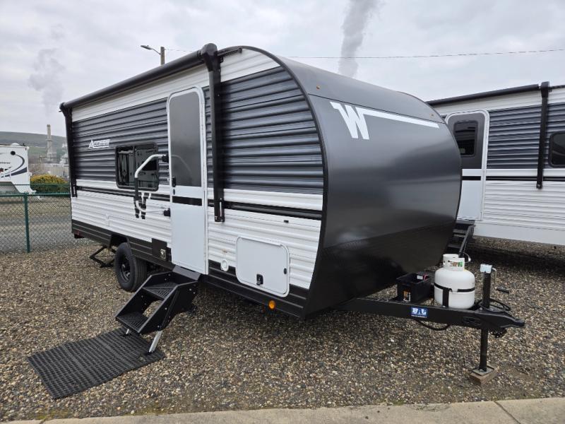 2026 Winnebago Access 18DBH, $ 25,583